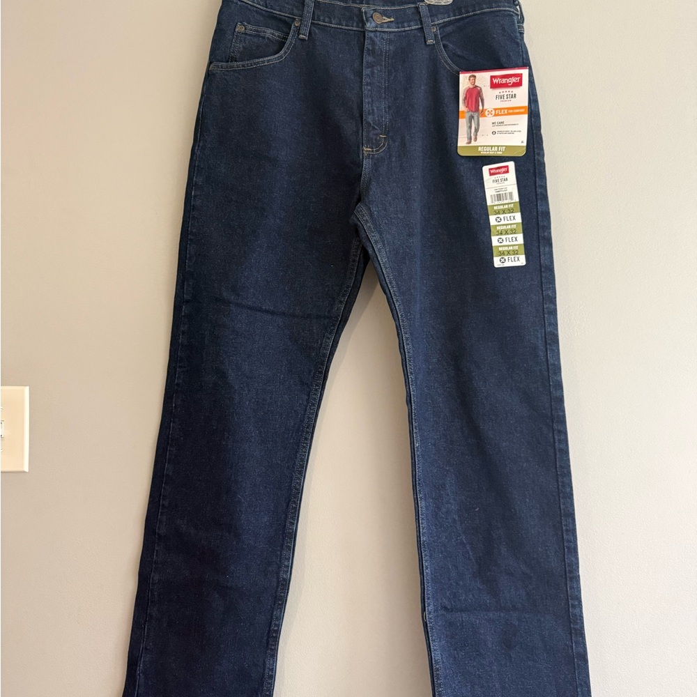 Wrangler Men's Navy Straight-Leg Jeans